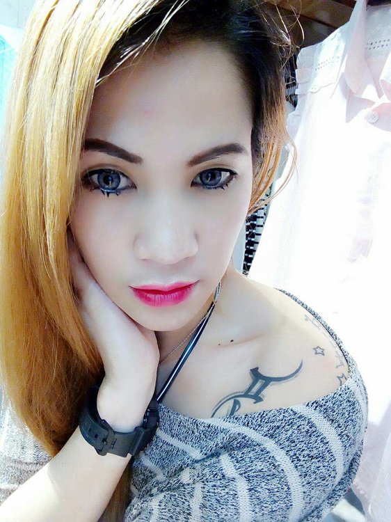 Miss luv. Miss luv. Lovely miss. Lovely miss. Lovely miss.