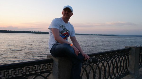 Где принимает Шавринов Евгений Владимирович в Екатеринбурге, нейрохирург