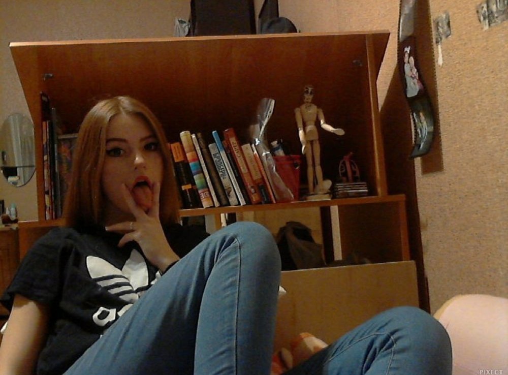 Девушки няшки. Двач актрисы. Двач актрисы. Девчонки 14+. Эвелинушка кошкина.