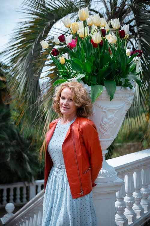 Елена Сдобникова йога