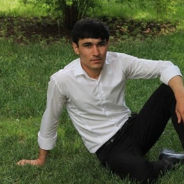 Картинка парень таджик