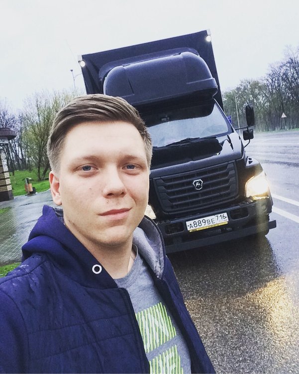 Денис Юров: записи профиля ВКонтакте