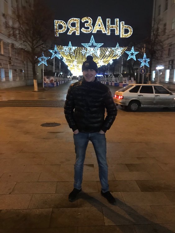 Павел из санкт петербург. Павлу 30 лет. Павлу 30 лет. Павел боев повар. Павлу 30 лет.