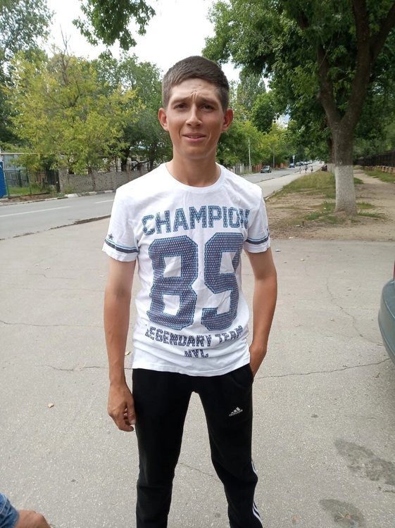 22 гена. 22 гена. Гена из 22 года. Арутюнян гено левикович. 22 гена.